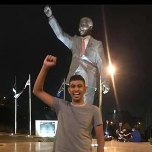 Meet your Posher, Ali